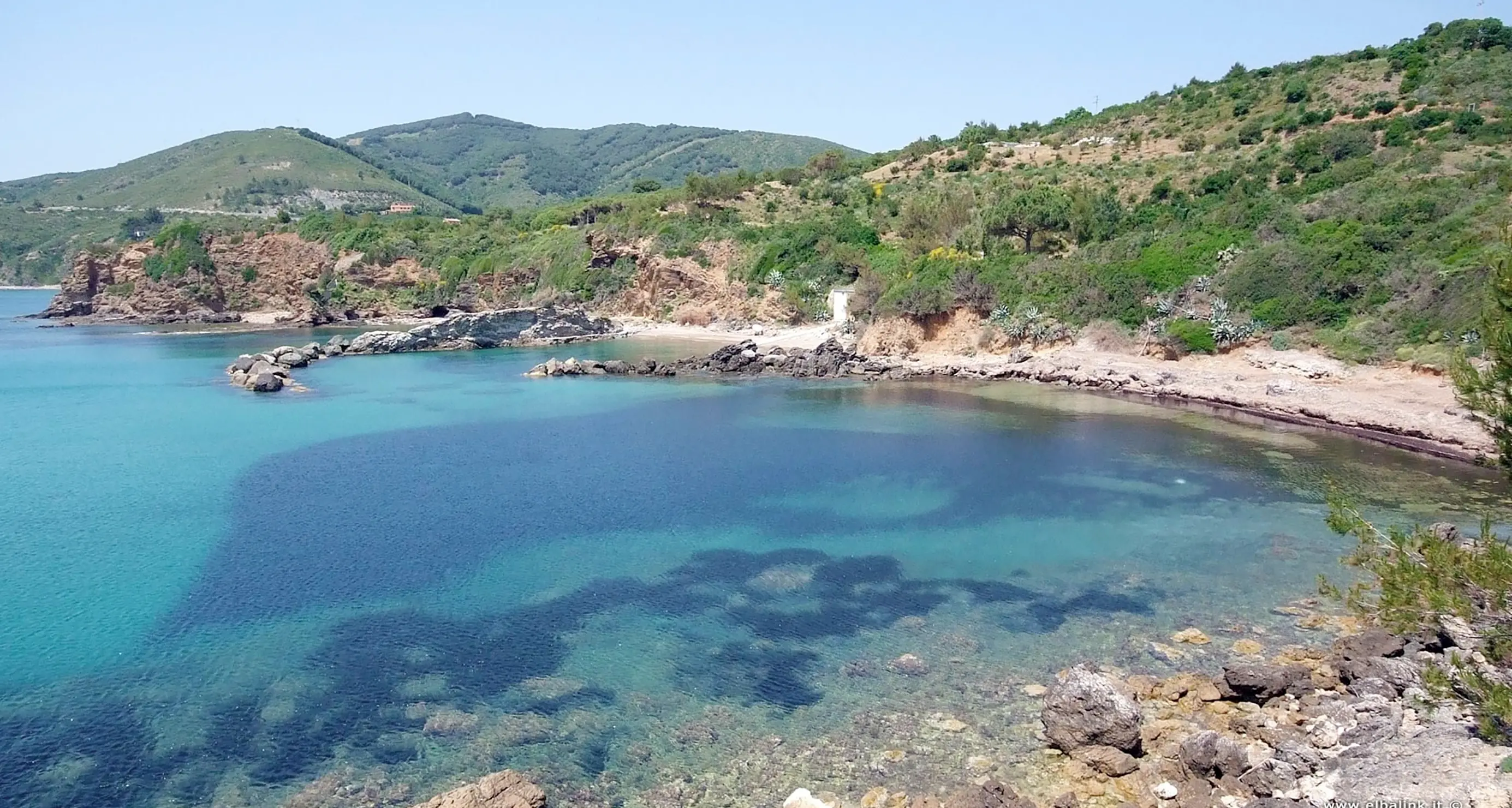 Grave dopo il tuffo dagli scogli: un 37enne di Rovereto si trovava in vacanza all'Elba