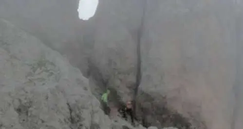 Tre ragazzi in cordata sul Piz de Sagron salvati dopo una notte all''addiaccio