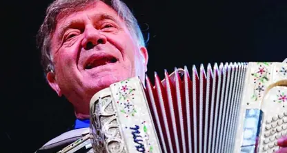 «Non c'è estate senza i Nomadi» Beppe Carletti, presenta il live del 5 settembre alle Lochere