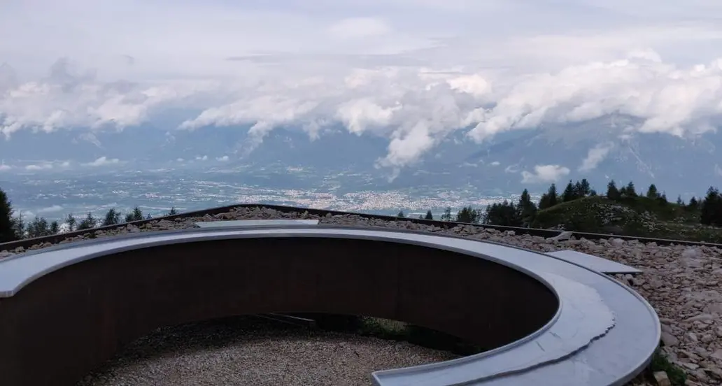 Requisito del tedesco nel bando per il direttore Dolomiti Unesco. Il deputato bellunese Bond: «Intervenga Roma, è un modo per escludere i non altoatesini»