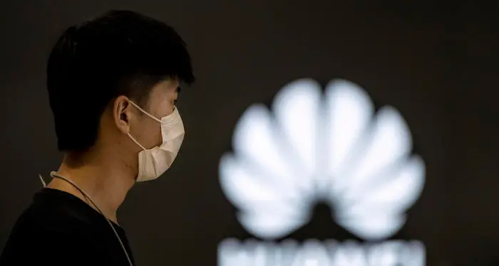La cinese Huawei esclusa dalla gara italiana per il 5G