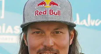 È morto a 32 anni Alex Pullin campione del mondo di snowboard
