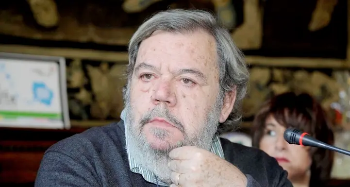 Il giornalista Gianni Mura fu vittima di estorsione Un fan gli scriveva: «Ucciderò te e tua moglie» L'uomo, Francesco Gaspari, è stato arrestato