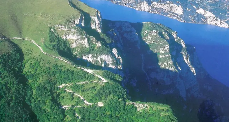 Baldo e Garda: storia e natura in uno scrigno