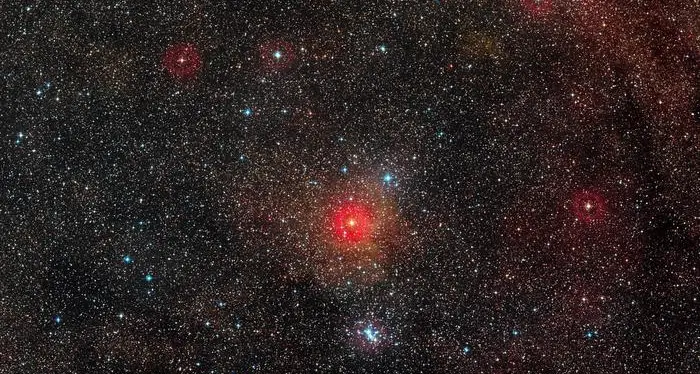 Il mistero di Betelgeuse, la stella è stata \"spenta\" da una gigantesca eruzione