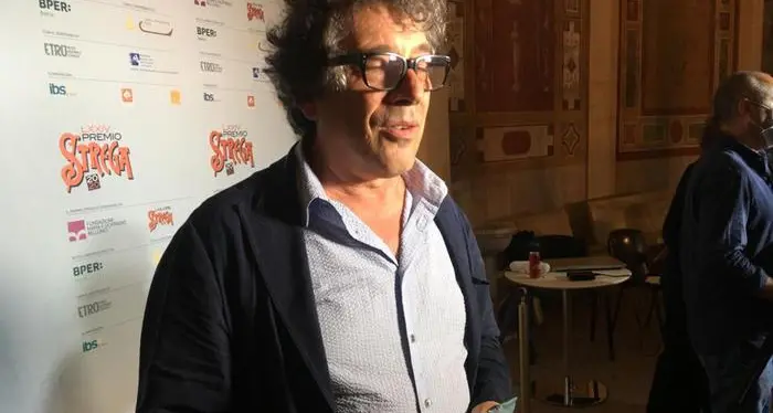 Sandro Veronesi vince il premio Strega, Carofiglio secondo
