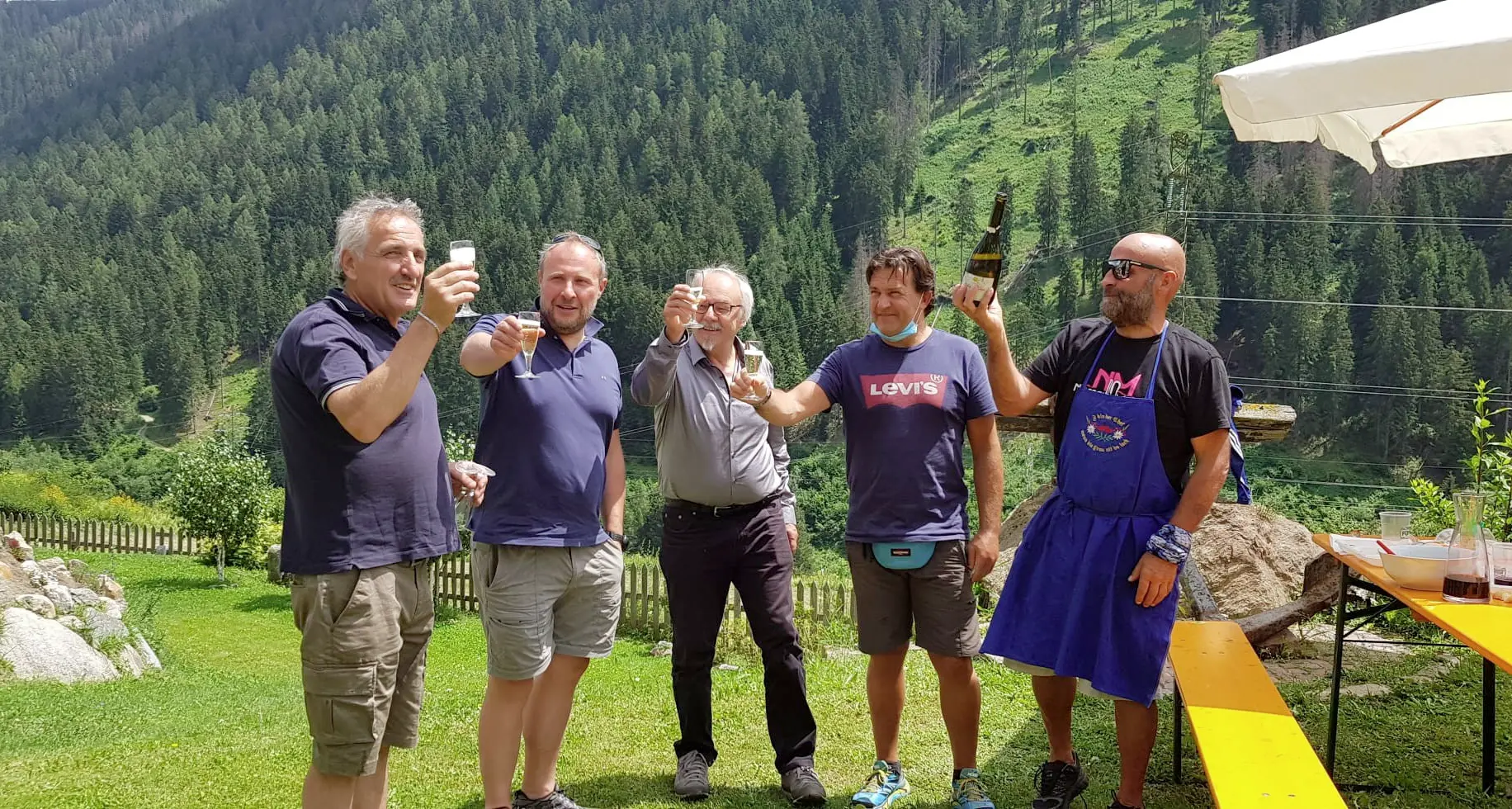 Grigliata post Covid-19 per ritornare alla vita: si ritrovano dopo la malattia