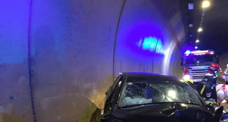 Non ce l'ha fatta il bimbo di 11 anni ferito nell'incidente di due giorni fa in galleria tra Ziano e Predazzo