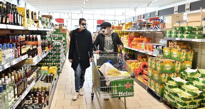 La crisi da pandemia, cala la fiducia di consumatori e imprese