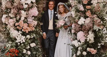 Beatrice di York sposa con la tiara della regina Elisabetta