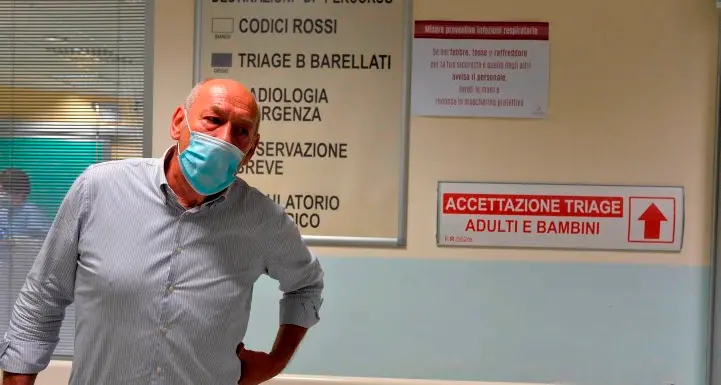 Barista riempito di botte e minacciato di morte