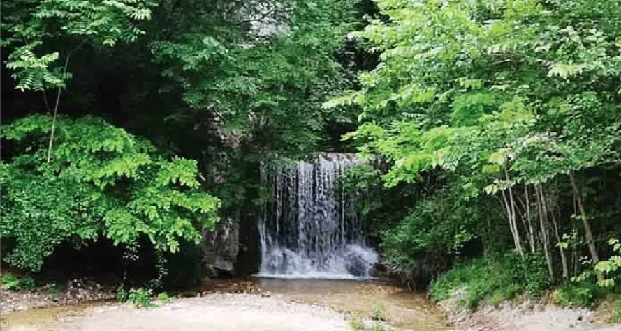 Cascata di Romagnano, ragazzino scivola e resta bloccato in acqua Salvato con l'aiuto dell'elicottero