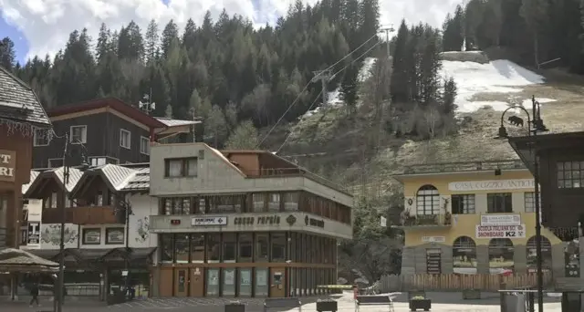 Campiglio: giù la Rurale piazza Righi cambia volto e sarà ancora più bella