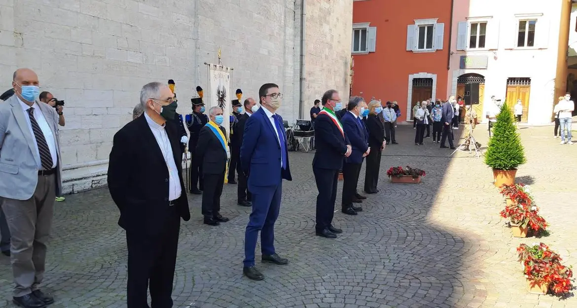 Festa della Repubblica: a Trento cerimonia con richiami all'unità Centrodestra, iniziativa separata