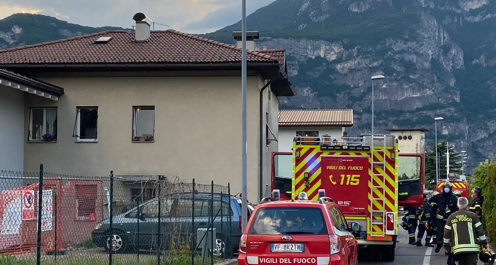 Gardolo: ferito nell'esplosione in una palazzina di due piani che davasta un appartamento