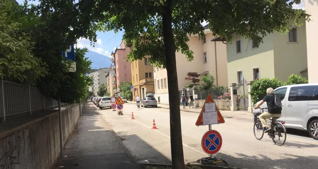Fase 3 e mobilità: un piano d'emergenza per settembre Trento prepara percorsi per la bici e 15 cicloparcheggi