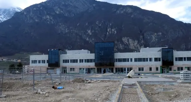 Non c'è pace per il Nuovo ospedale trentino Ennesimo stop, accolto il ricorso al Tar Da 21 anni se ne parla, ma resta un miraggio