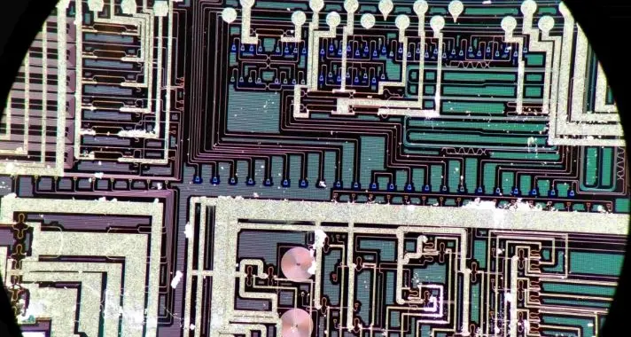 All'Università di Trento abbiamo un generatore di particelle per i \"quantum bit fotonici\"