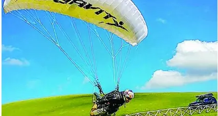 Vola in speed riding dal Baldo ma sbaglia l'atterraggio Muore un giovane milanese