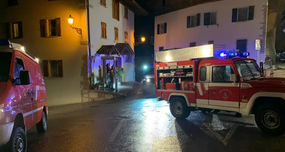 Si schianta contro un muro: ferita una 35enne a Coredo