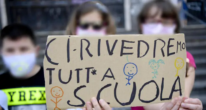 Scuola, linee guida bocciate