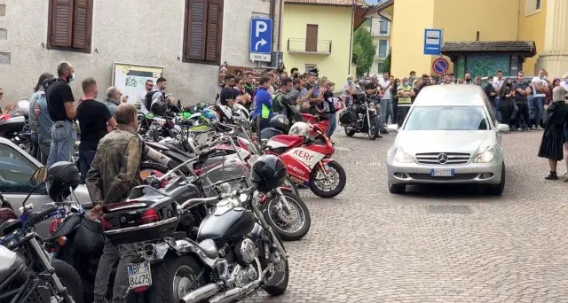 Le moto per accompagnare l'ultimo viaggio di Daniele