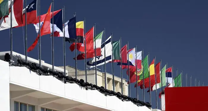Venezia conferma la Mostra a settembre Altri festival rinviano o vanno sul Web