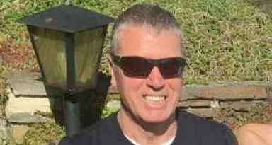 Cede la balaustra, precipita e muore Gianfranco Bortolotti da anni lavorava a Bruxelles