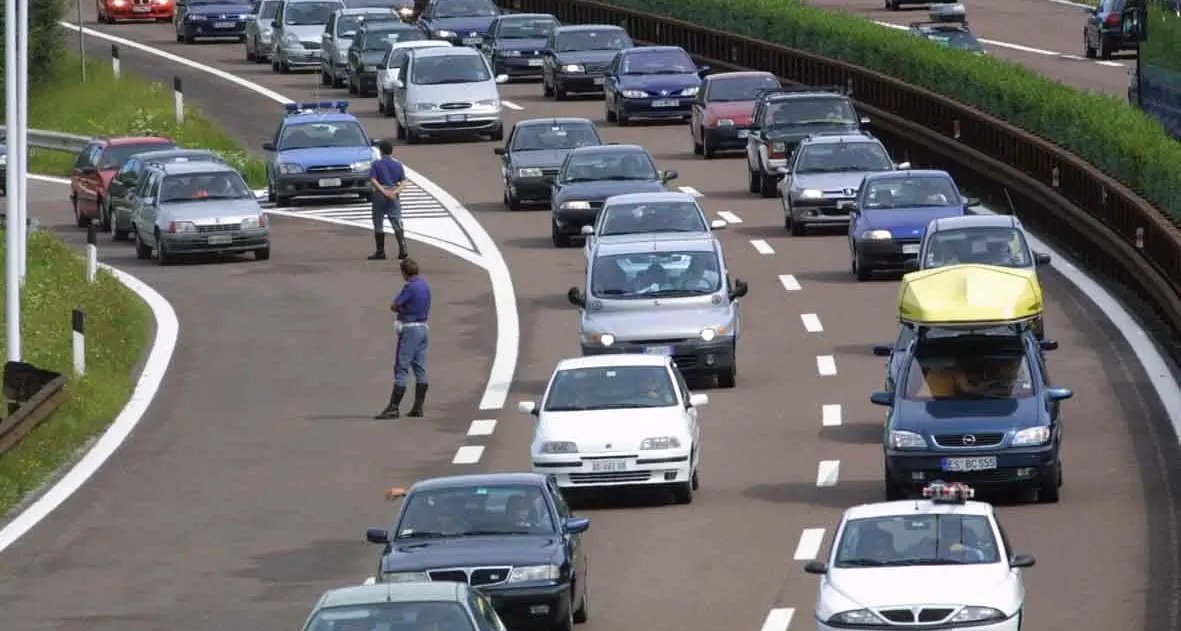 Grande esodo in autostrada: l'8 agosto bollino nero anche per tutta la A22