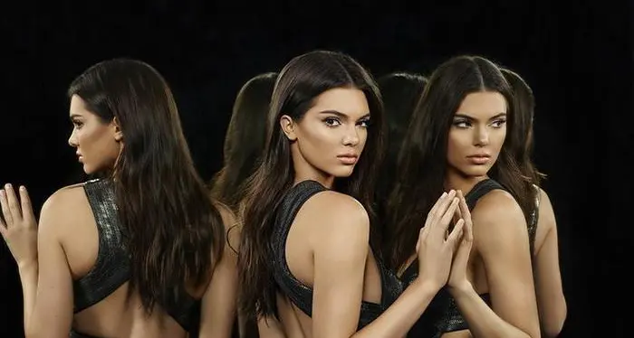 La moda dopo il lockdown: Tik Tok detta legge grandi marchi in difficoltà