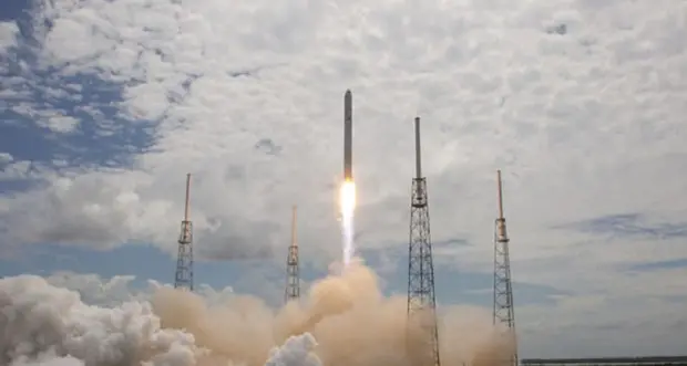 Internet dallo spazio: Musk ci crede e lancia altri 60 satelliti