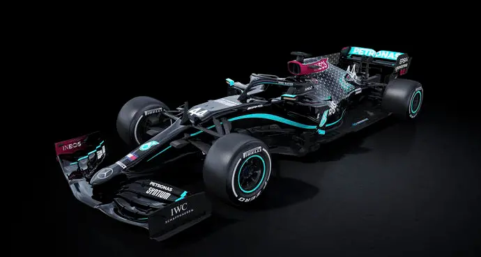 F1 livrea nera antirazzista per la nuova Mercedes