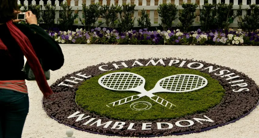 Tennis: cancellato il torneo di Wimbledon che era il 29 giugno