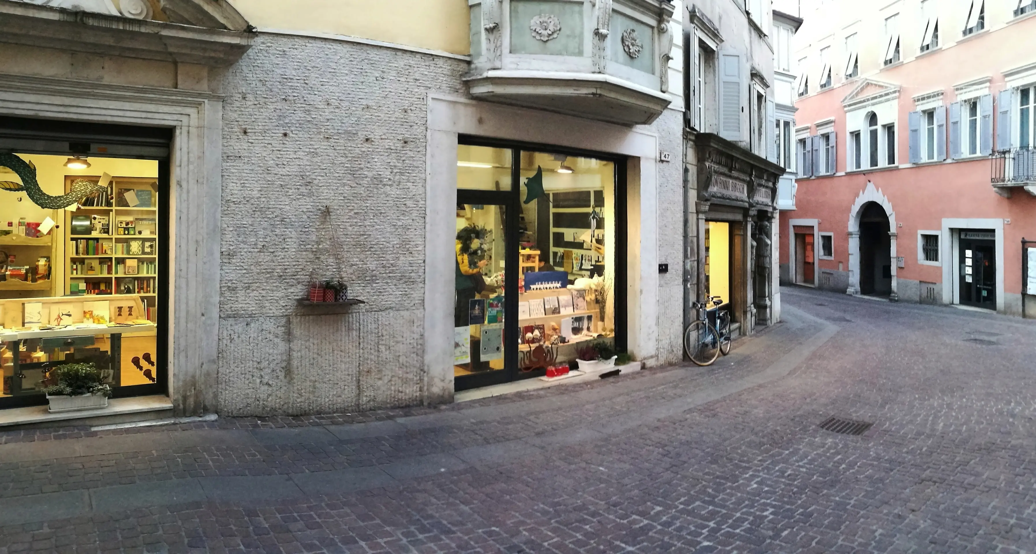Traffico vietato otto ore al dì in via Rialto, Mercerie e Valbusa il vero «salotto» di Rovereto