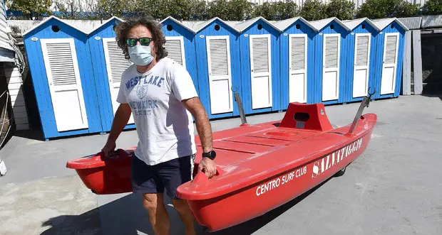 Con la fine del lockdown è corsa alle spiagge ma non tutti sono pronti - VIDEO