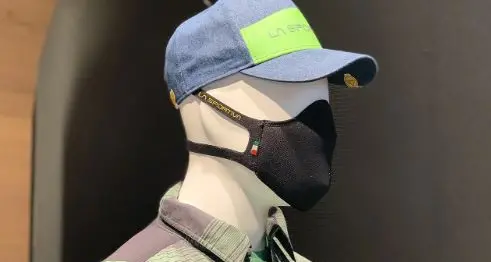La Sportiva e la mascherina con il filtro intercambiabile e lavabile più volte