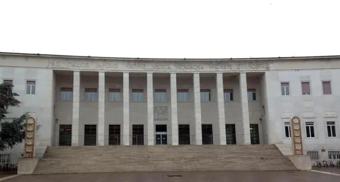 Scolara si scontrò con una compagna e morì giorni dopo: maestra e Provincia condannate a pagare un milione