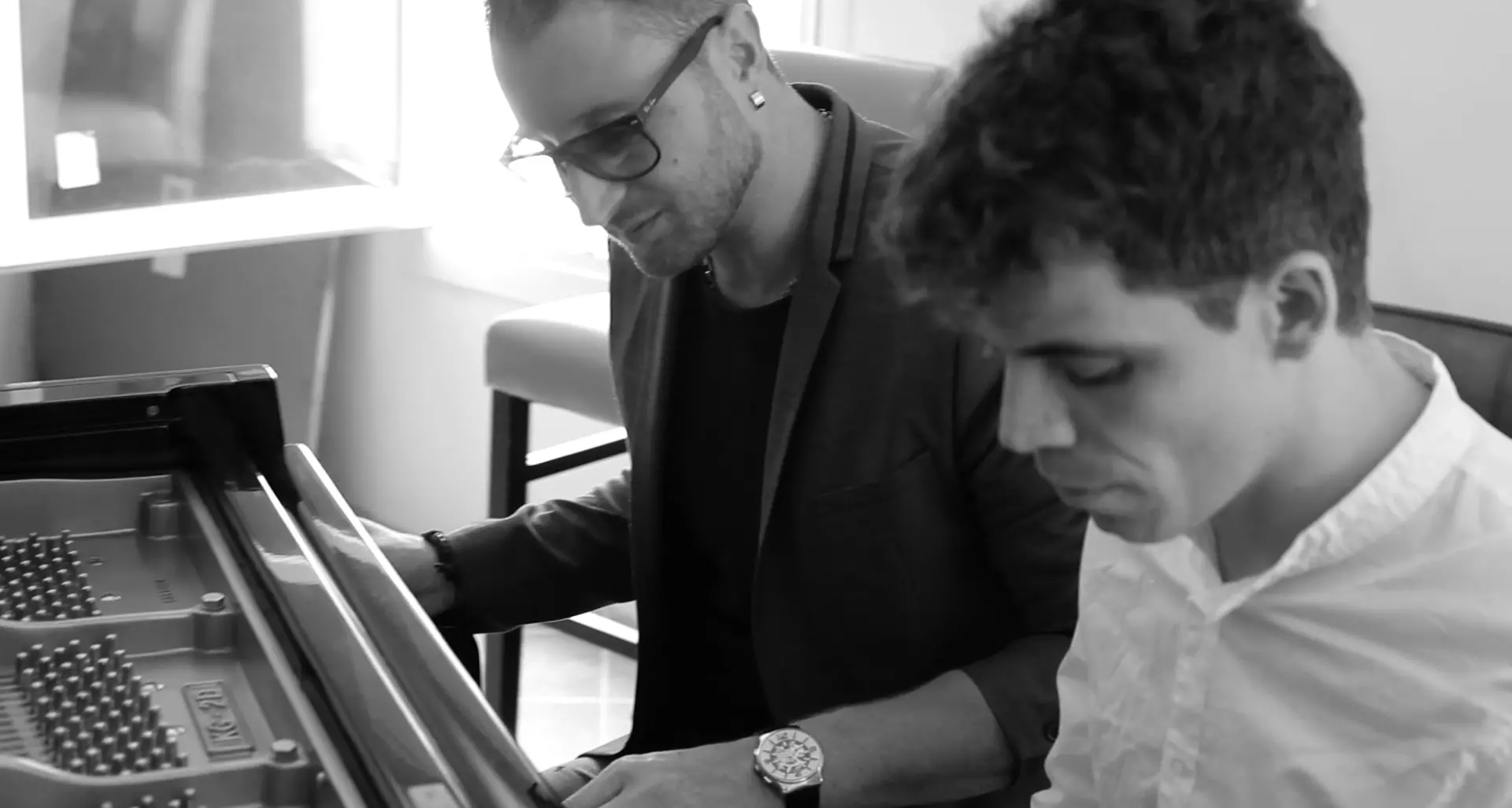 Michele Cristoforetti, «Vita è» si veste d'acustico con il pianista Davide Pio