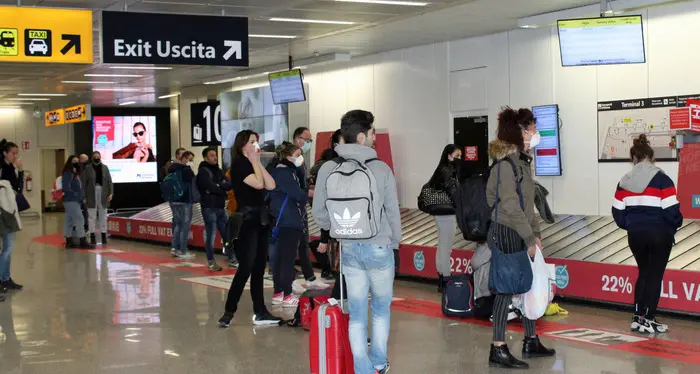 Trenta studenti della regione all'estero con le borse di studio, da domani il rientro (ma qualcuno rimane)