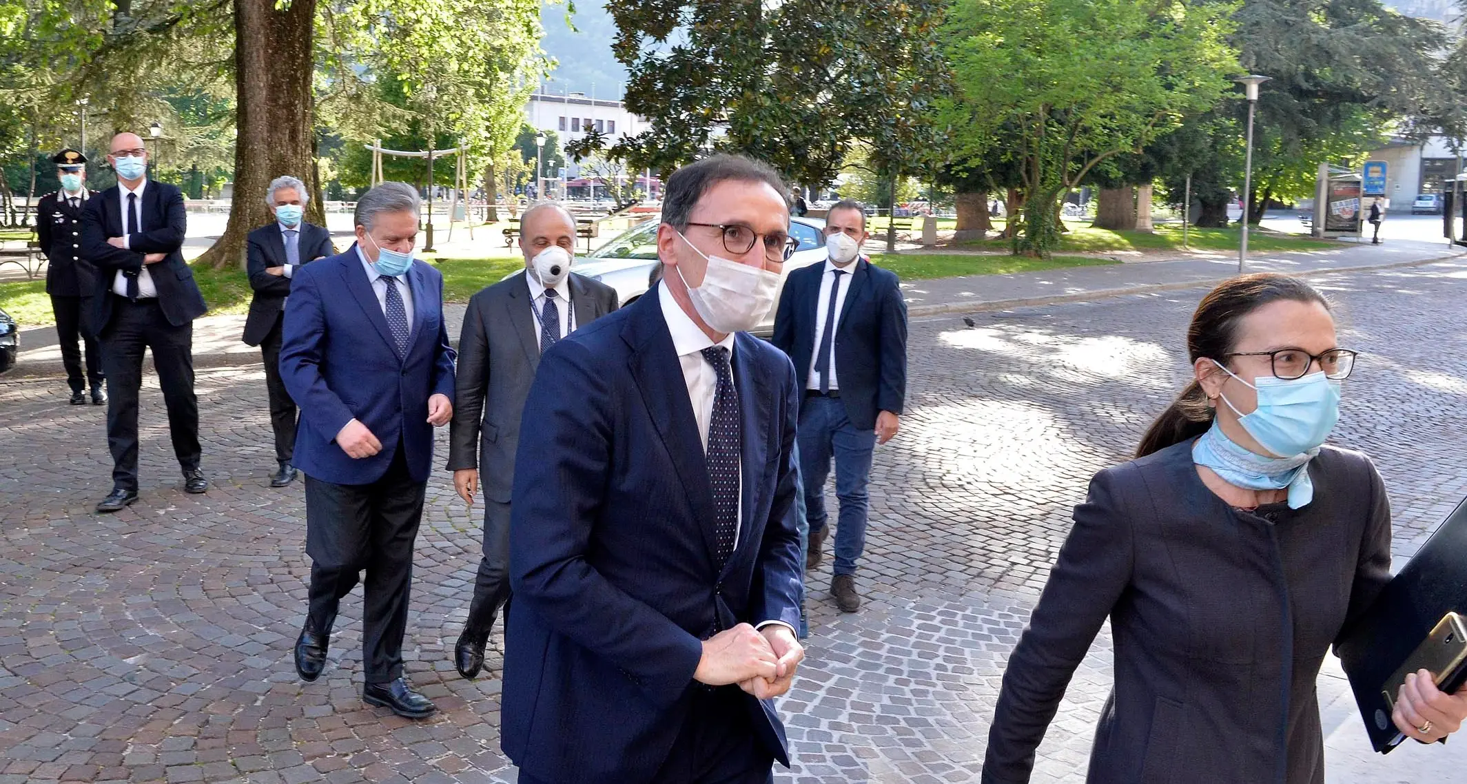 No di Boccia alle riaperture dei negozi l'11 maggio