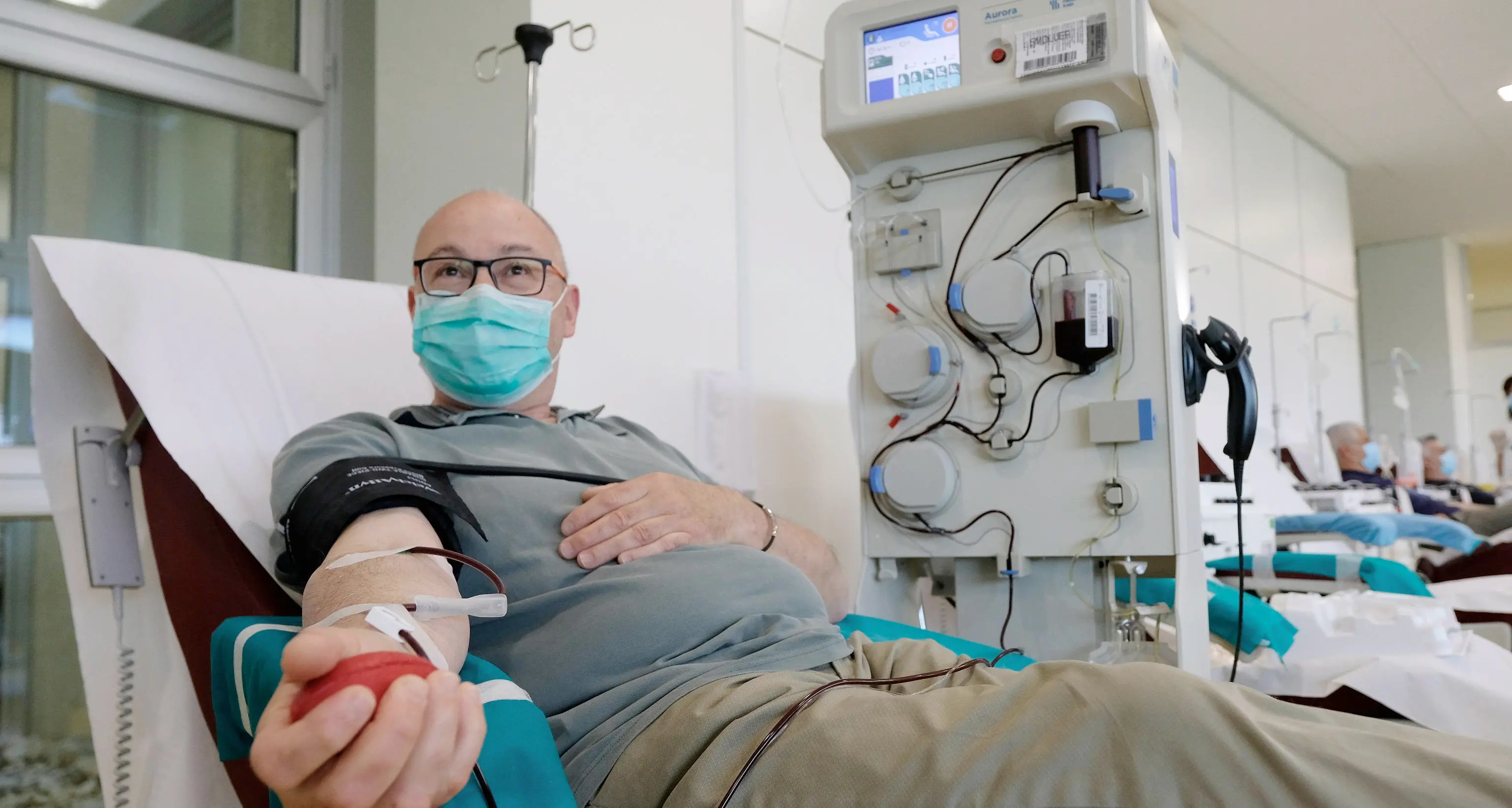 Terapia con il plasma: da guariti a guaritori si cercano volontari