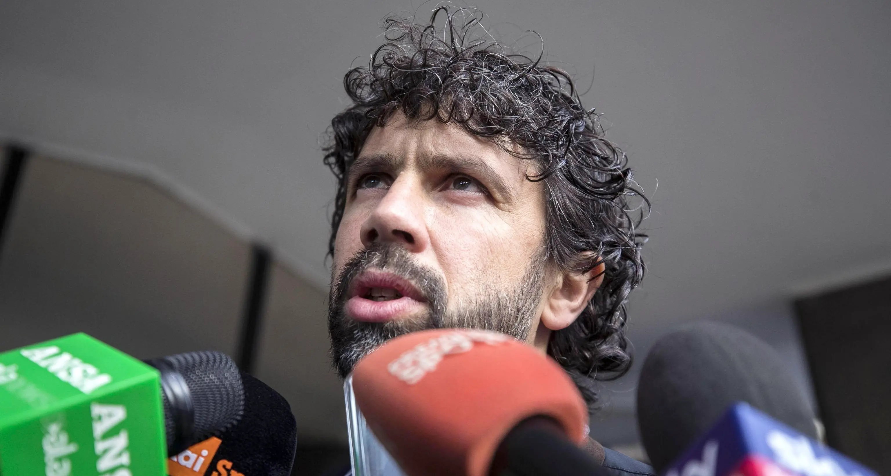 Tra Figc, Lega e calciatori battaglia sugli stipendi