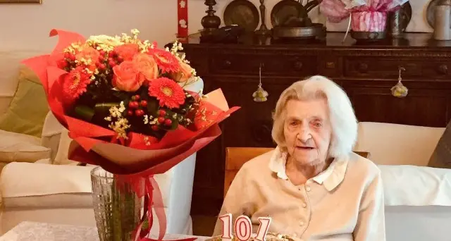 Il Covid non rovina la festa Clarina festeggia i 101 anni