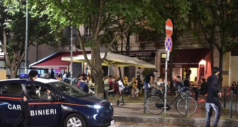 Boccia contro la \"movida\": «Se continua così non si riapre la mobilità tra le regioni»