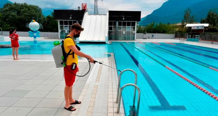 Covid, le piscine riaprono Timido rientro in vasca
