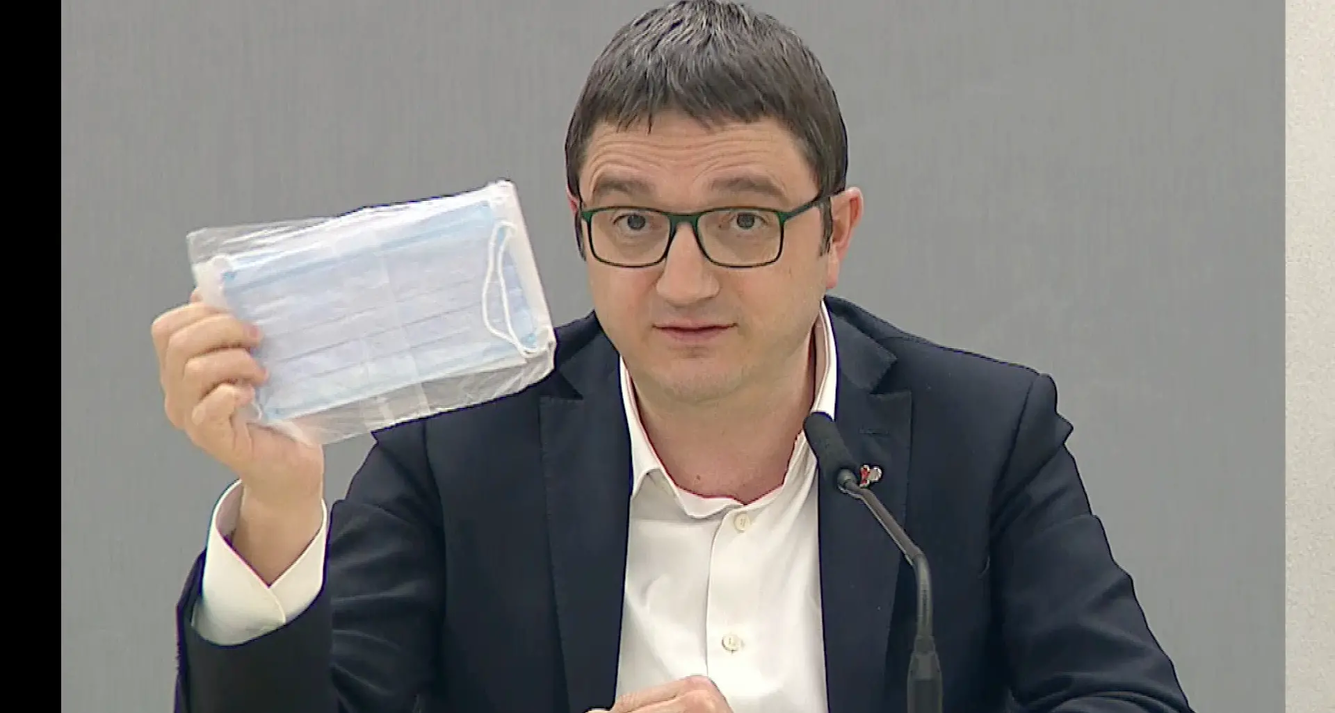 Dalla prossima settimana a Rovereto le mascherine nella cassetta delle lettere