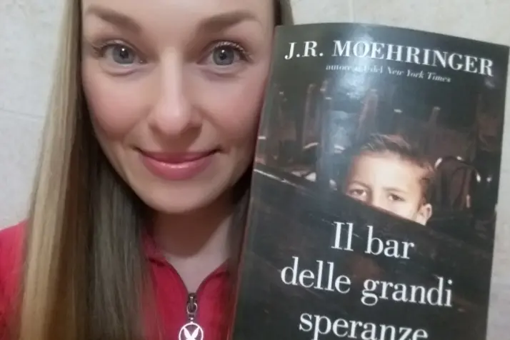 Ritornare in un bar, con i libri: oggi apre quello \"delle grandi speranze\"
