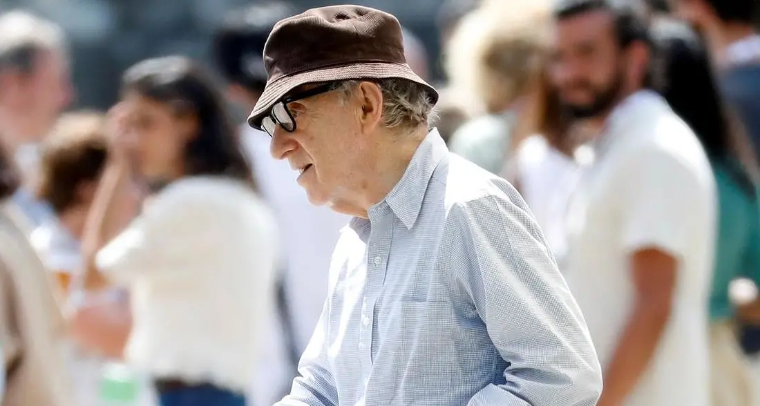 Accuse shock nel docu-film sulla coppia Allen-Farrow: \"Sesso con Soon-Yi quando era ancora al liceo\"