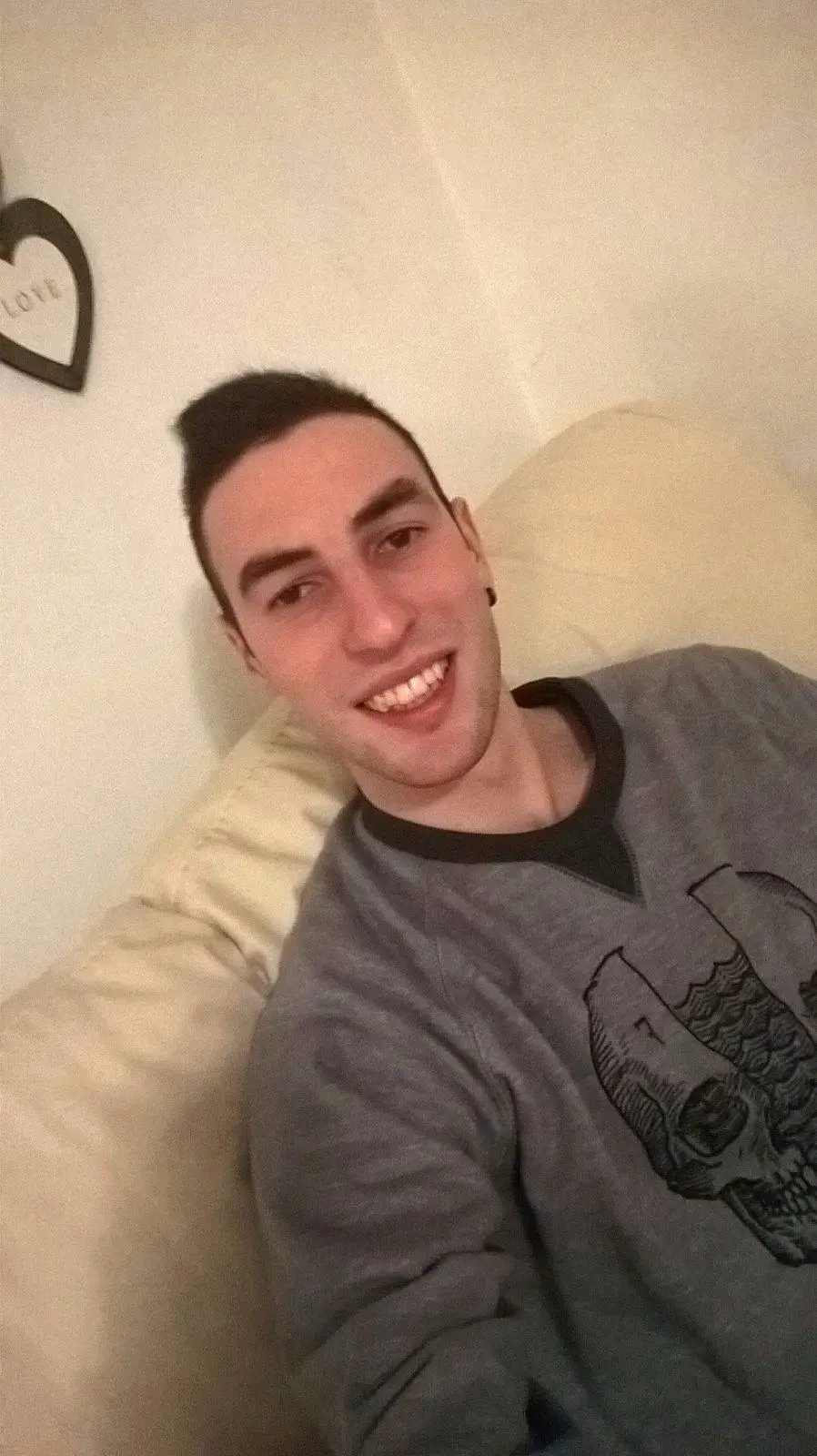 gianmario gian mario muru 23 anni trovato senza vita a torbole