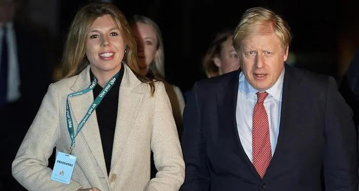 Boris Johnson avrà un figlio dalla nuova giovane compagna: lui ne ha già altri cinque